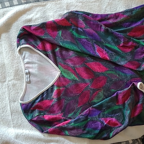 Long sleeve multicolored jewel toned women's top. MissLook, size large. - Picture 3 of 8